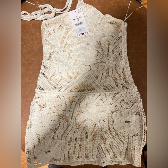 NWT ZARA VACATION BLOGGER FAV DRESS 
SIZE M and L 
🚨FIRM PRICE NO DISCOUNT - Picture 7 of 16